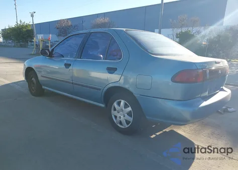 1995 Nissan Sentra Xe/Gxe/Gle z USA, uszkodzony, nr VIN 3N1AB41D0SL003948